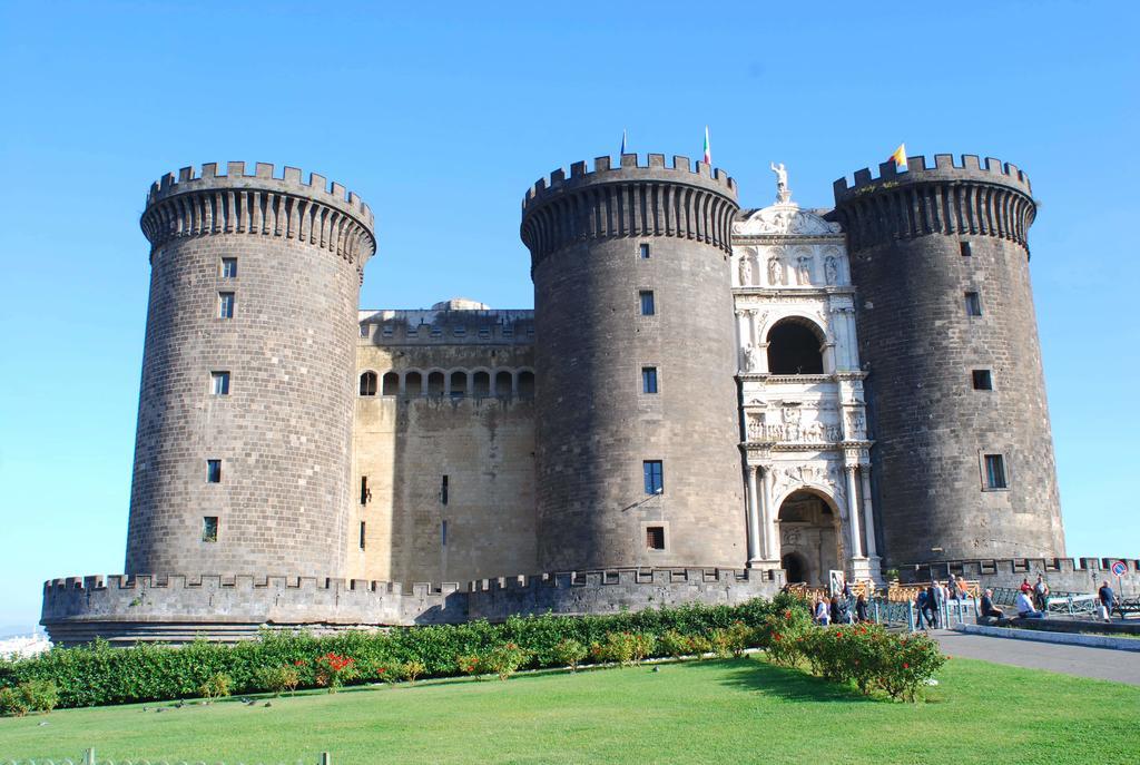 Residenza Nicola Amore Naples