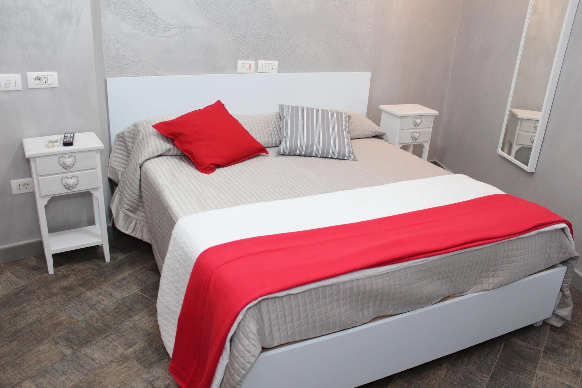 Residenza Nicola Amore 3* Naples